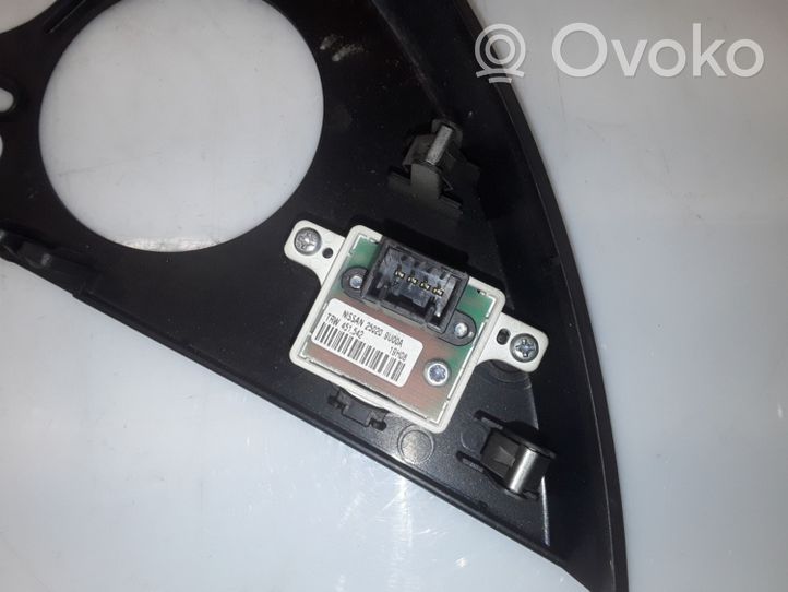 Nissan Note (E11) Console centrale, commande chauffage/clim N103453X