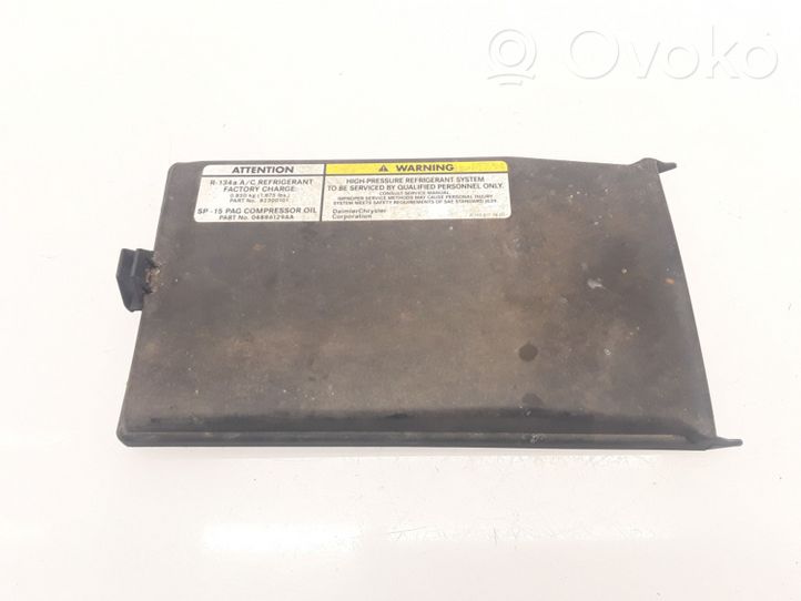 Chrysler Crossfire Fuse box cover A1705450003