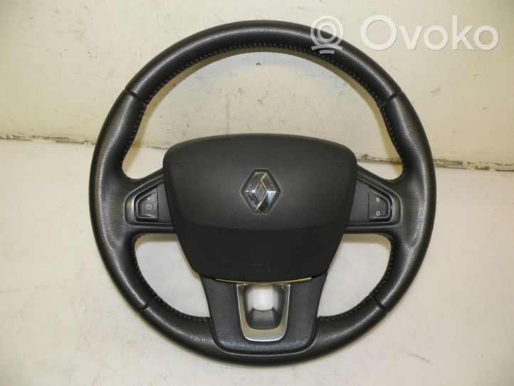 Renault Latitude (L70) Руль 985100001R