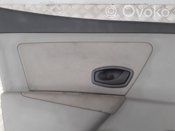 Renault Megane III Rivestimento del pannello della portiera posteriore 829A15284R