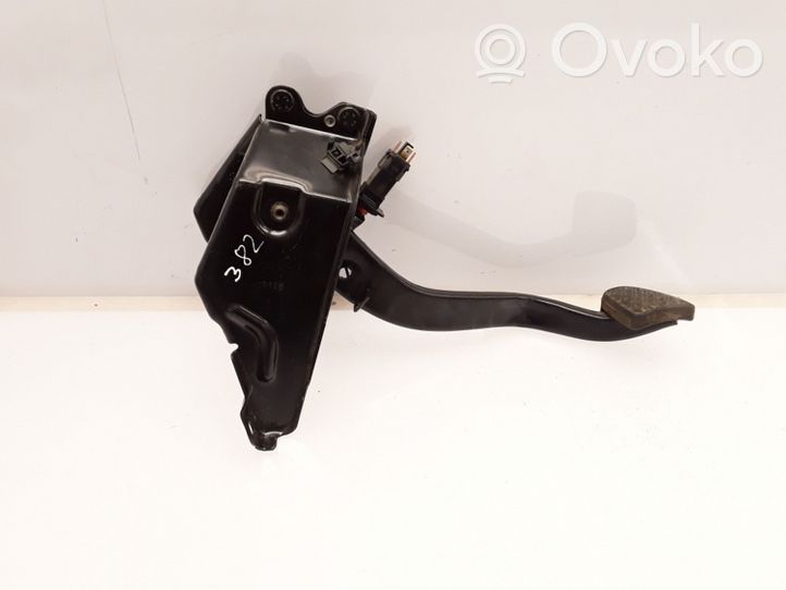 Opel Corsa C Pédale de frein 90460325