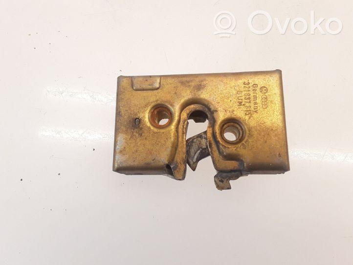 Volkswagen Santana Front door lock 321837015