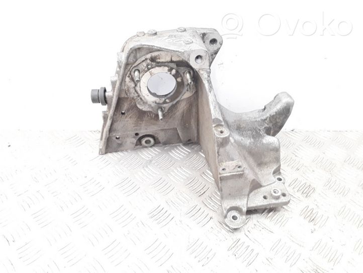 Opel Astra H Support pompe injection à carburant 