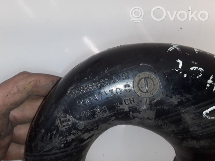 Citroen Xsara Picasso Parte del condotto di aspirazione dell'aria 9638466280