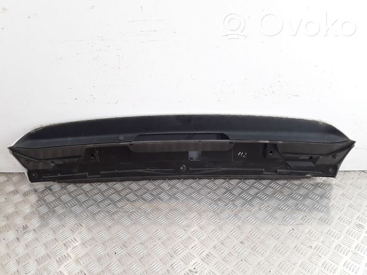 BMW X5 E53 Spoiler tylnej szyby klapy bagażnika 3547