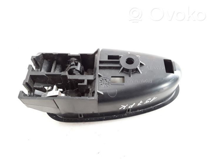 Toyota Avensis T270 Rankenėlė atidarymo vidinė 6920505050