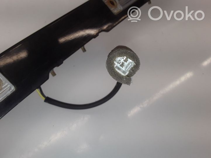 Suzuki Forenza Lampa oświetlenia tylnej tablicy rejestracyjnej 96545770