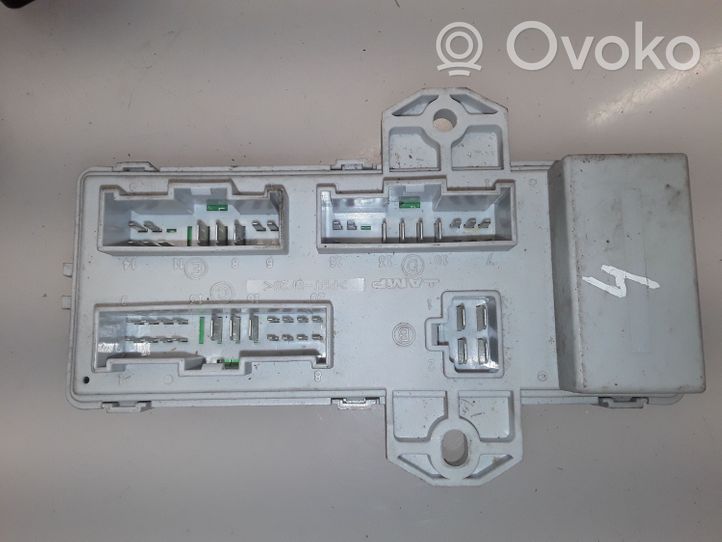 KIA Sorento Komputer / Sterownik ECU i komplet kluczy 391004A810