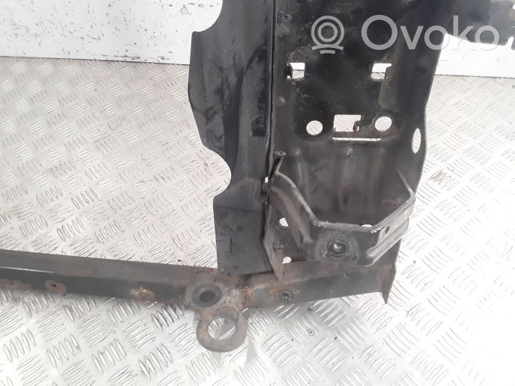 Nissan Qashqai Pannello di supporto del radiatore 