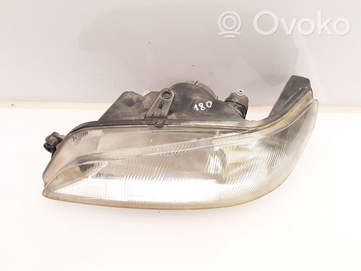 Peugeot 306 Lampa przednia 88203990G