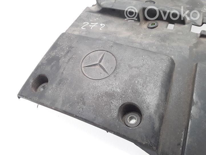 Mercedes-Benz E W124 Couvercle cache moteur A6050100067