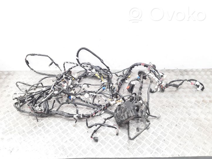Daihatsu Sirion Autres faisceaux de câbles 82111B1070