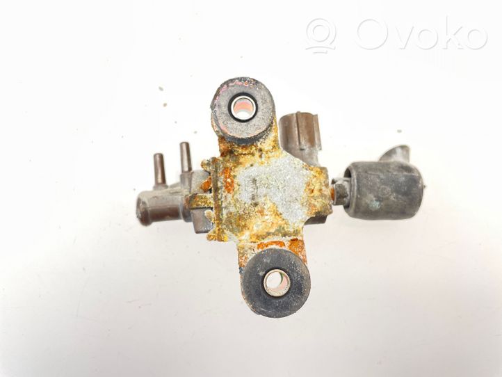 Toyota Corolla E120 E130 Vakuumventil Unterdruckventil Magnetventil 2581927020