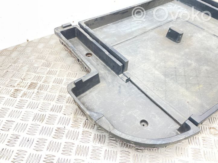 Toyota Corolla E120 E130 Tapis de coffre 6499702020