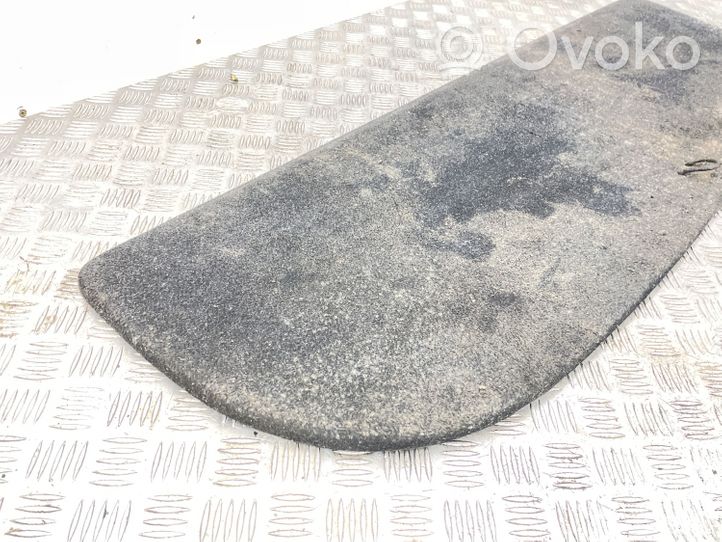 Toyota Corolla E120 E130 Doublure de coffre arrière, tapis de sol 5841202010