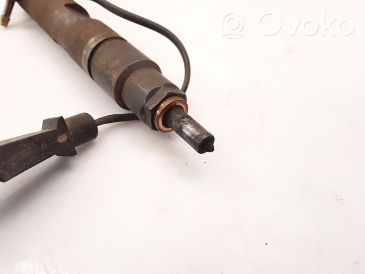 Volkswagen Lupo Fuel injector 028130202S