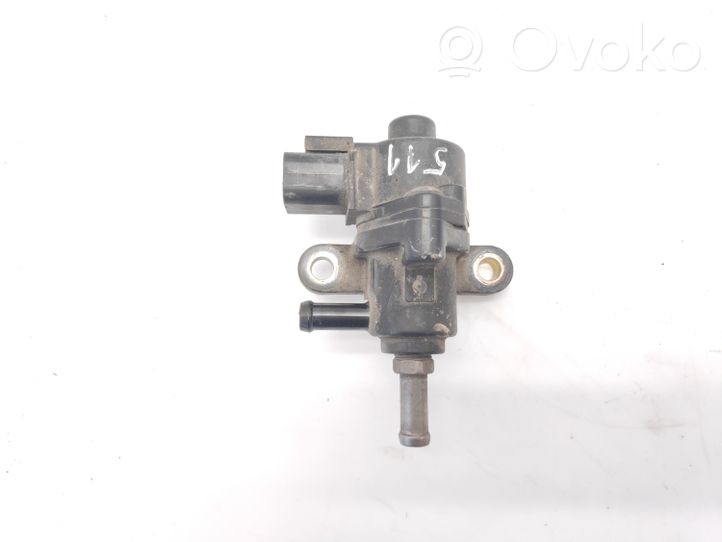 Nissan Pathfinder R50 Vacuum valve E9T17092