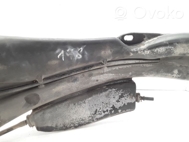 Citroen Xsara Polttoainesäiliön täyttöaukon suukappale 9638445080