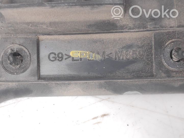 Fiat Scudo Gumowa uszczelka drzwi tylnych samochodów dostawczych / na drzwiach G9EPDMM659