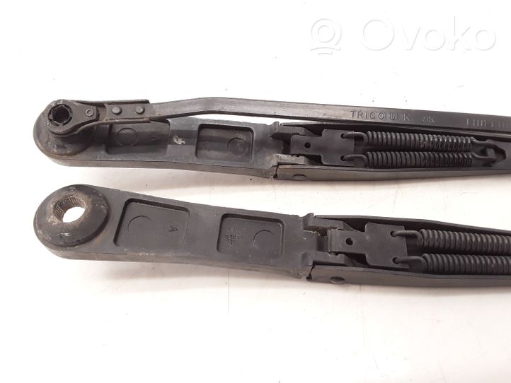 Alfa Romeo 166 Front wiper blade arm 60652112