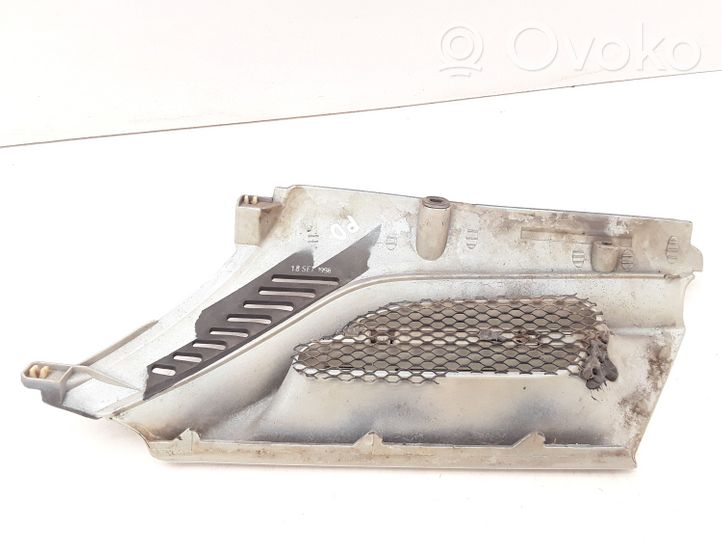 Alfa Romeo 166 Front bumper upper radiator grill 114A