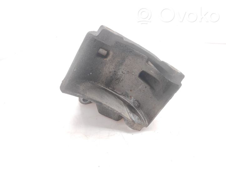 Renault 19 Support de pompe de direction assistée 7700741348