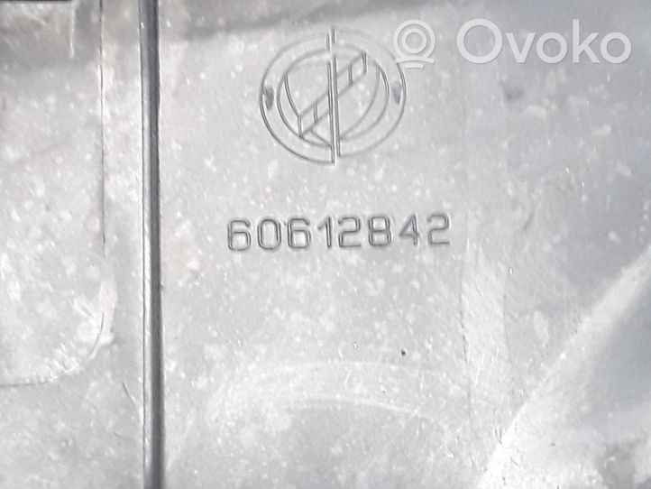 Alfa Romeo 166 Rivestimento serratura portellone posteriore/bagagliaio 60612842
