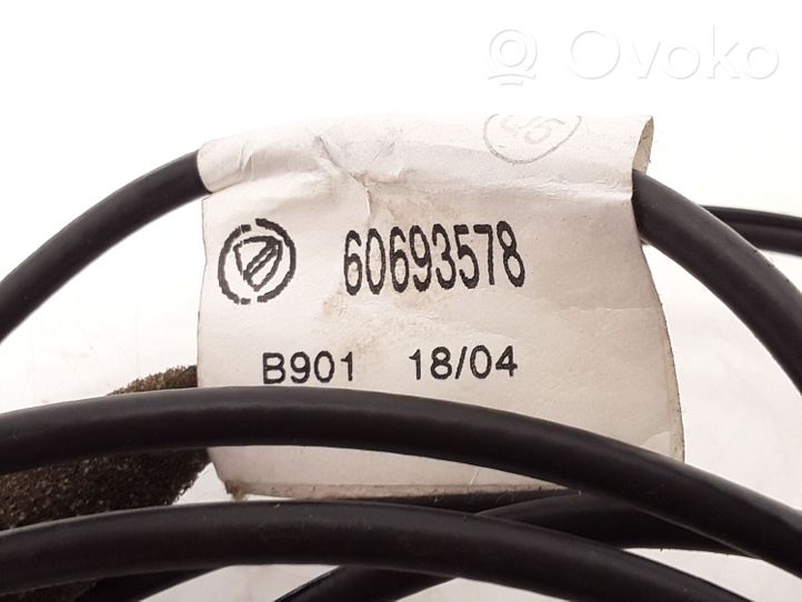 Alfa Romeo 156 Radion antenni 60693578