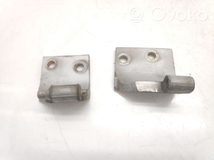 Alfa Romeo 155 Set di cerniere portiera anteriore 