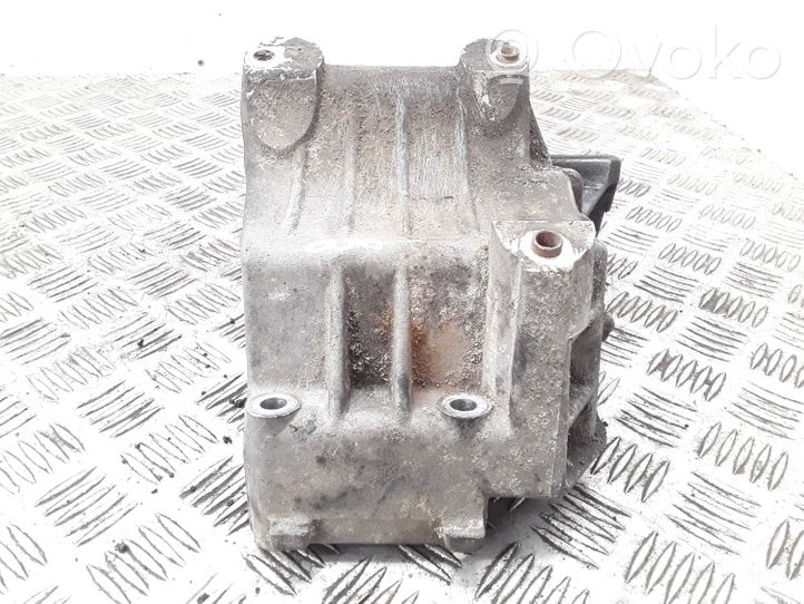 Alfa Romeo 166 Staffa di montaggio del compressore dell’A/C 55184612