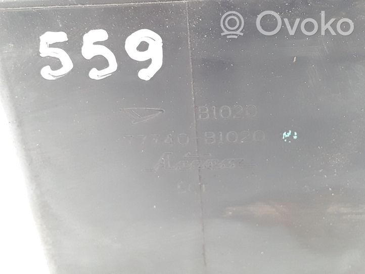Daihatsu Sirion Aktiivihiilisuodattimen polttoainehöyrysäiliö 77740B1020
