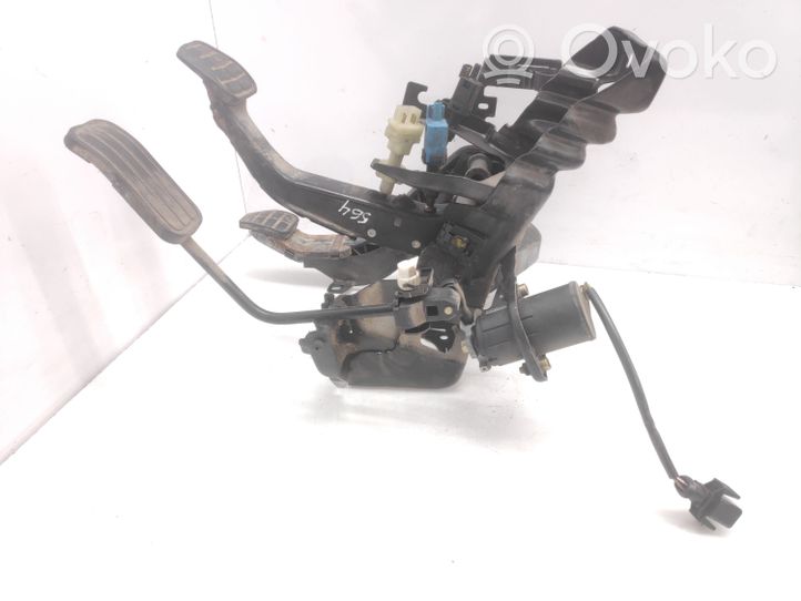 Volkswagen Caddy Pedal assembly WO6K1721031K