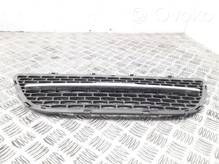 Saab 9-7X Maskownica / Grill / Atrapa górna chłodnicy 15253403