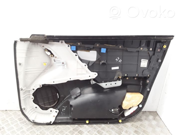 Hyundai Grandeur Etuoven verhoilu 823103L010