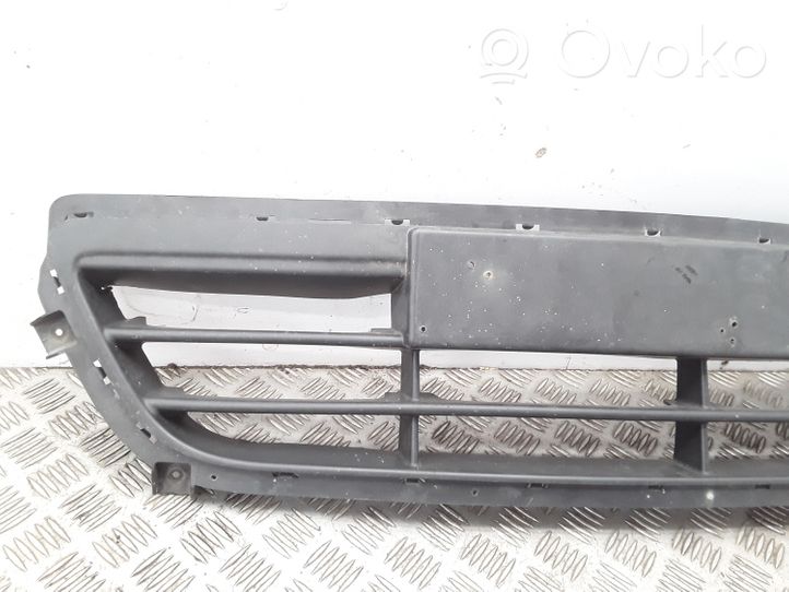 Hyundai ix 55 Kratka dolna zderzaka przedniego 865223J200