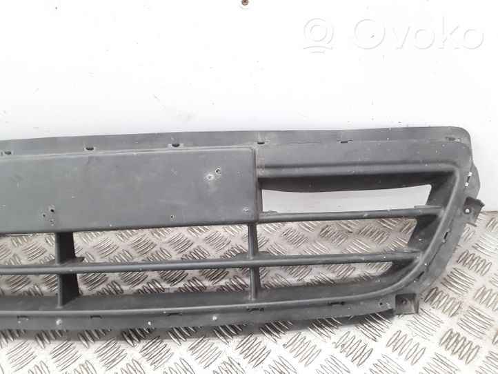 Hyundai ix 55 Kratka dolna zderzaka przedniego 865223J200