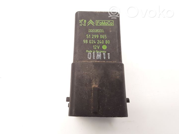 Citroen C3 Glow plug pre-heat relay 9802424080