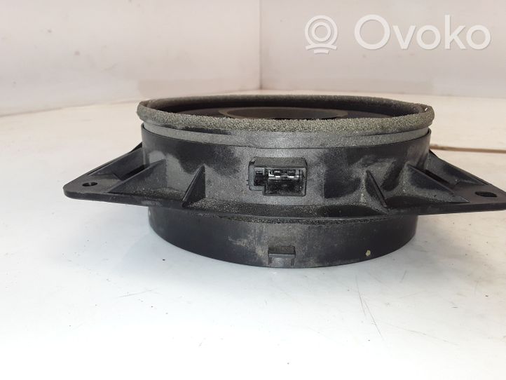 Toyota Avensis T250 Garsiakalbis (-iai) galinėse duryse 8616002380