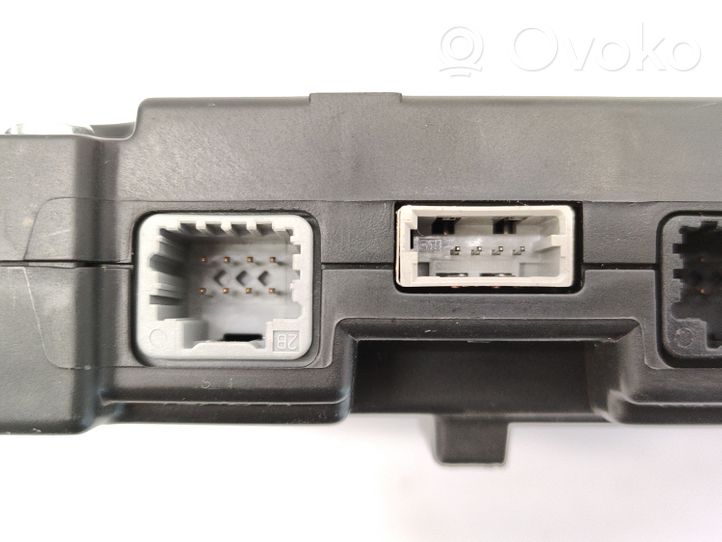 Renault Laguna III Unité / module navigation GPS 280240001R