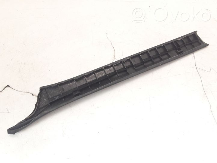 Mercedes-Benz E W124 Rivestimento montante (A) 1246920489