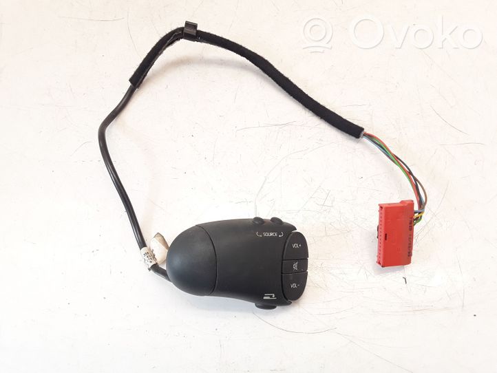 Renault Scenic I Interrupteur / bouton multifonctionnel 7700431330