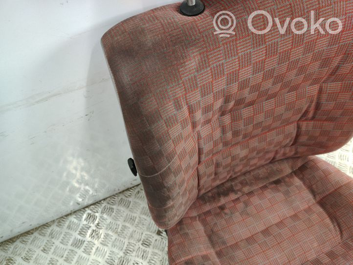 Volkswagen Polo II 86C 2F Front passenger seat 