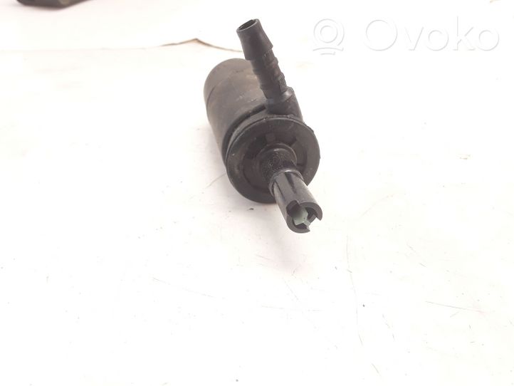 Alfa Romeo 166 Windscreen/windshield washer pump 