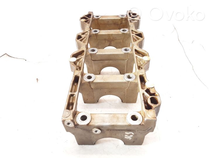 Ford Maverick Crankshaft holder bracket 