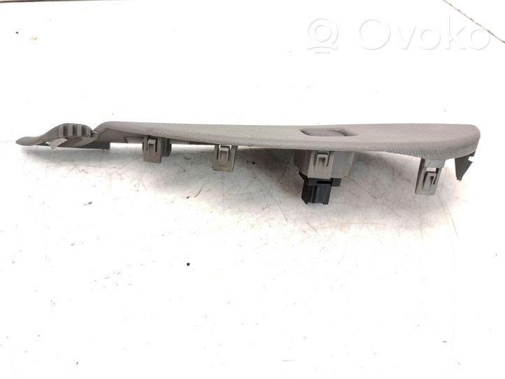 Citroen Xsara Picasso Garniture d'extrémité latérale du tableau de bord 9631315777