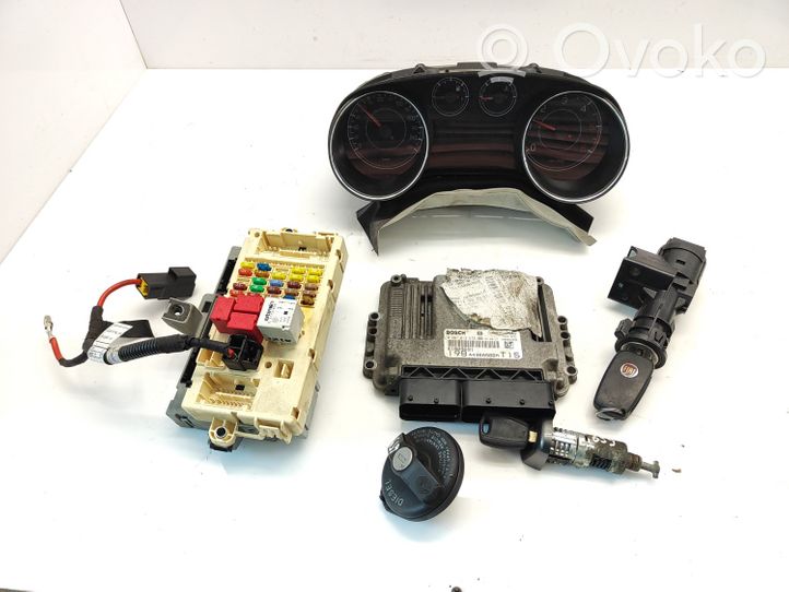 Fiat Bravo Engine ECU kit and lock set 51809691