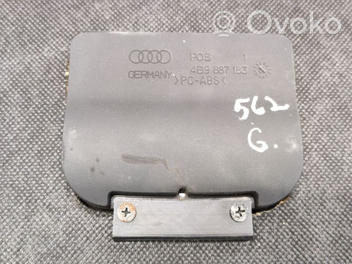 Audi A6 S6 C5 4B Tavaratilan kaukalon tekstiilikansi 4B9887183