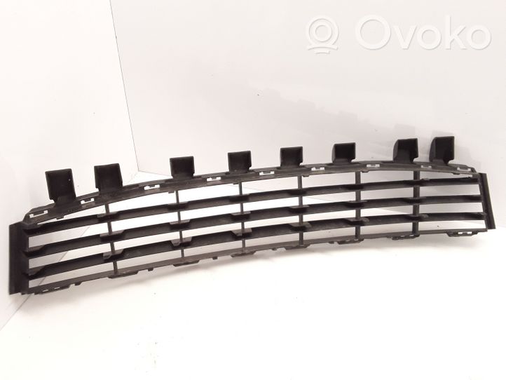 Renault Megane II Grille inférieure de pare-chocs avant 8200412379