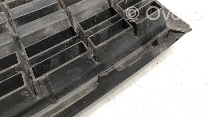 Fiat Doblo Front bumper upper radiator grill 735395576