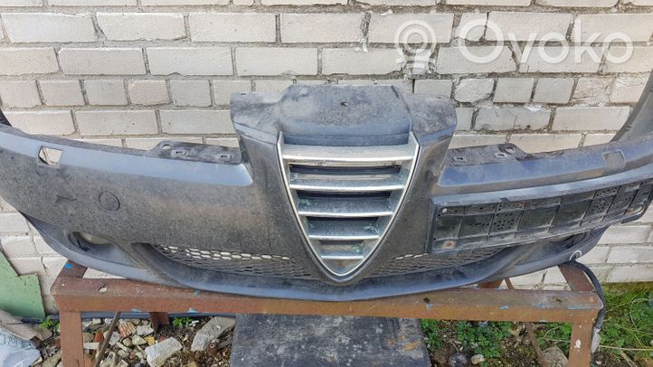 Alfa Romeo 156 Zderzak przedni 156041263